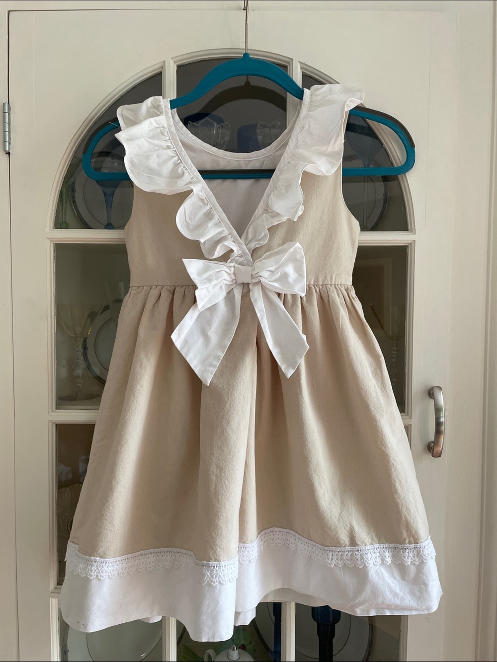 Catherine Malandrino Beige and White Ruffle Bow Party Dress